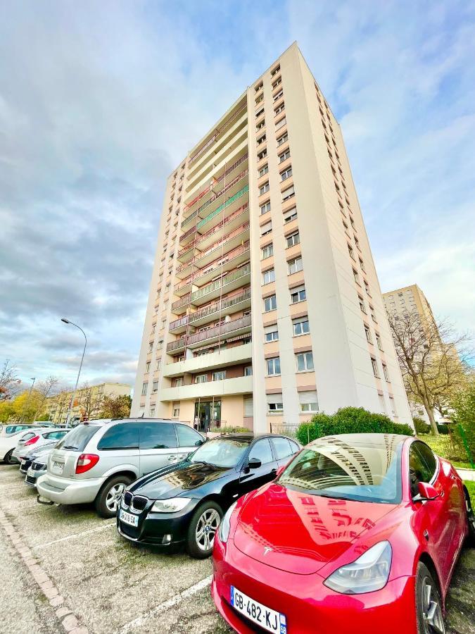 Apartament Colmar - La Cigogne - Balcon - Vue Degagee - Netflix - Wifi Fibre - Parking Gratuit - Quartier Populaire Zewnętrze zdjęcie